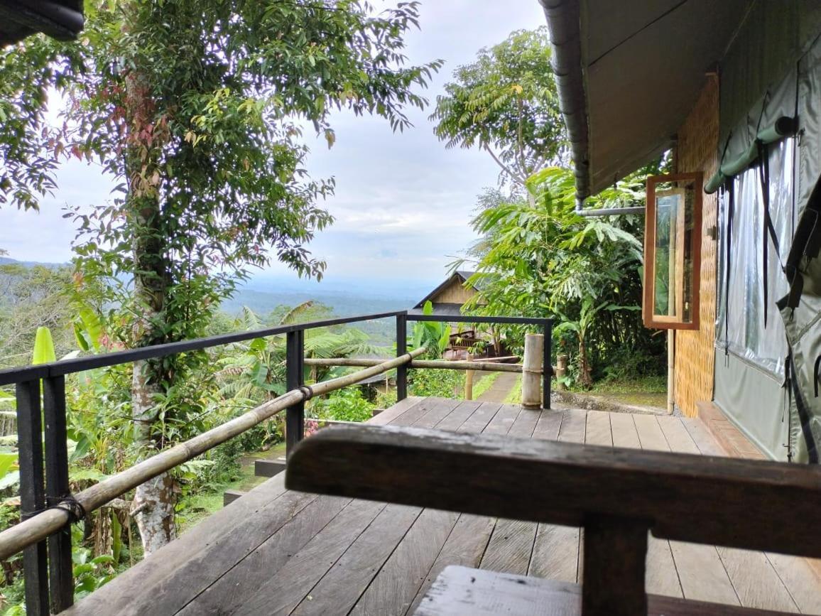 Sang Giri Mountain Tent Resort Jatiluwih Exterior photo