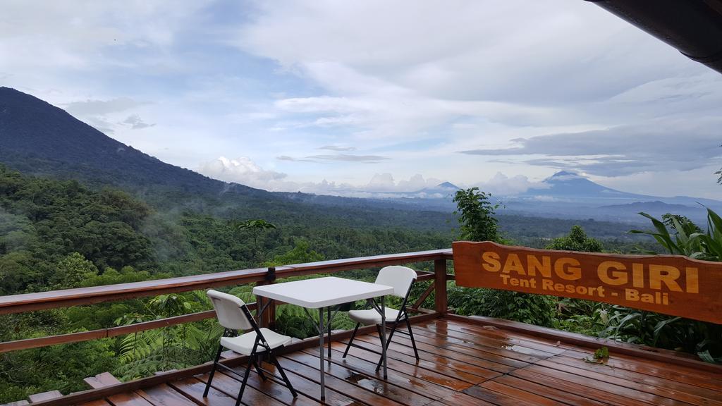 Sang Giri Mountain Tent Resort Jatiluwih Exterior photo